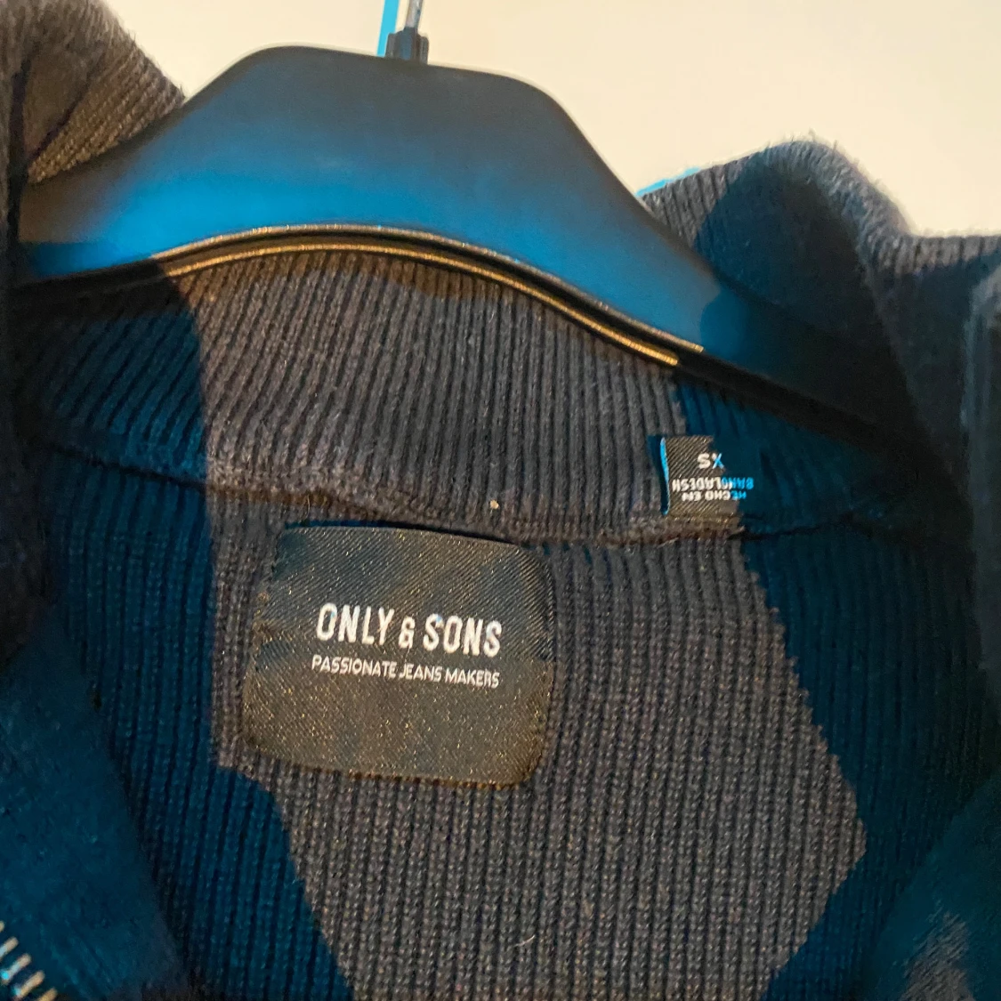 Svart ribbad kofta från Only & Sons - 2