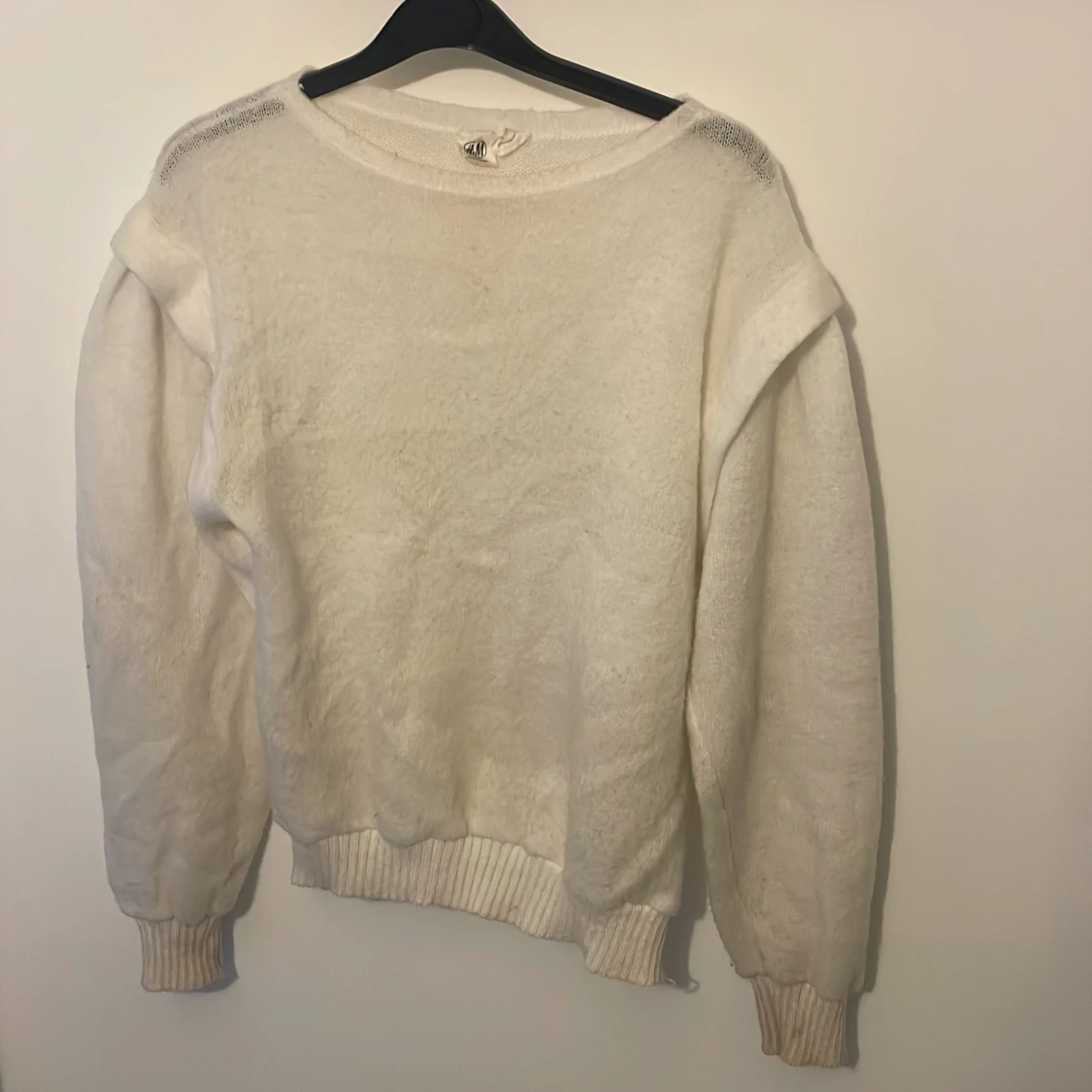 Vit stickad tröja från H&M