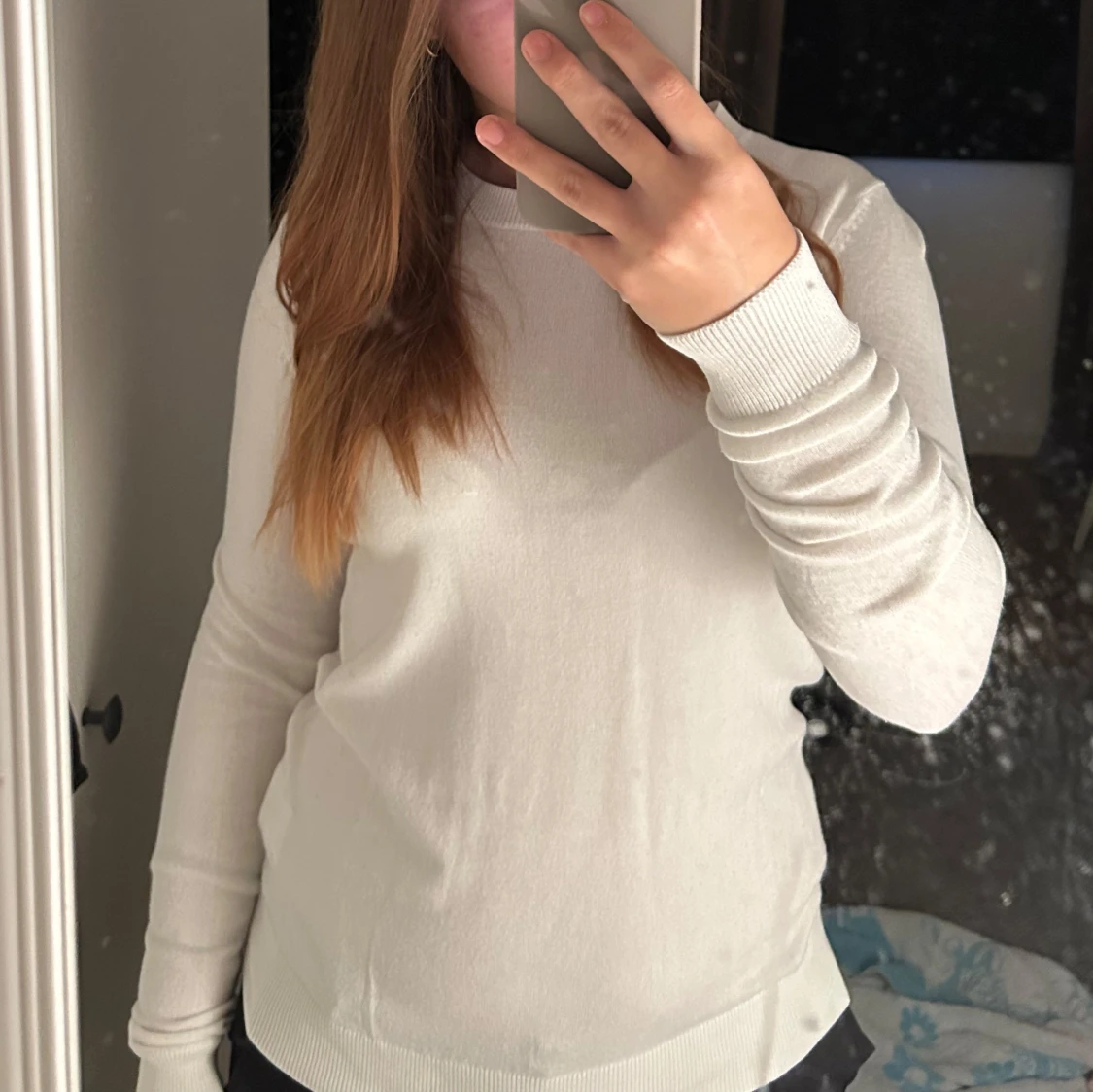 Vit långärmad tröja i bomull