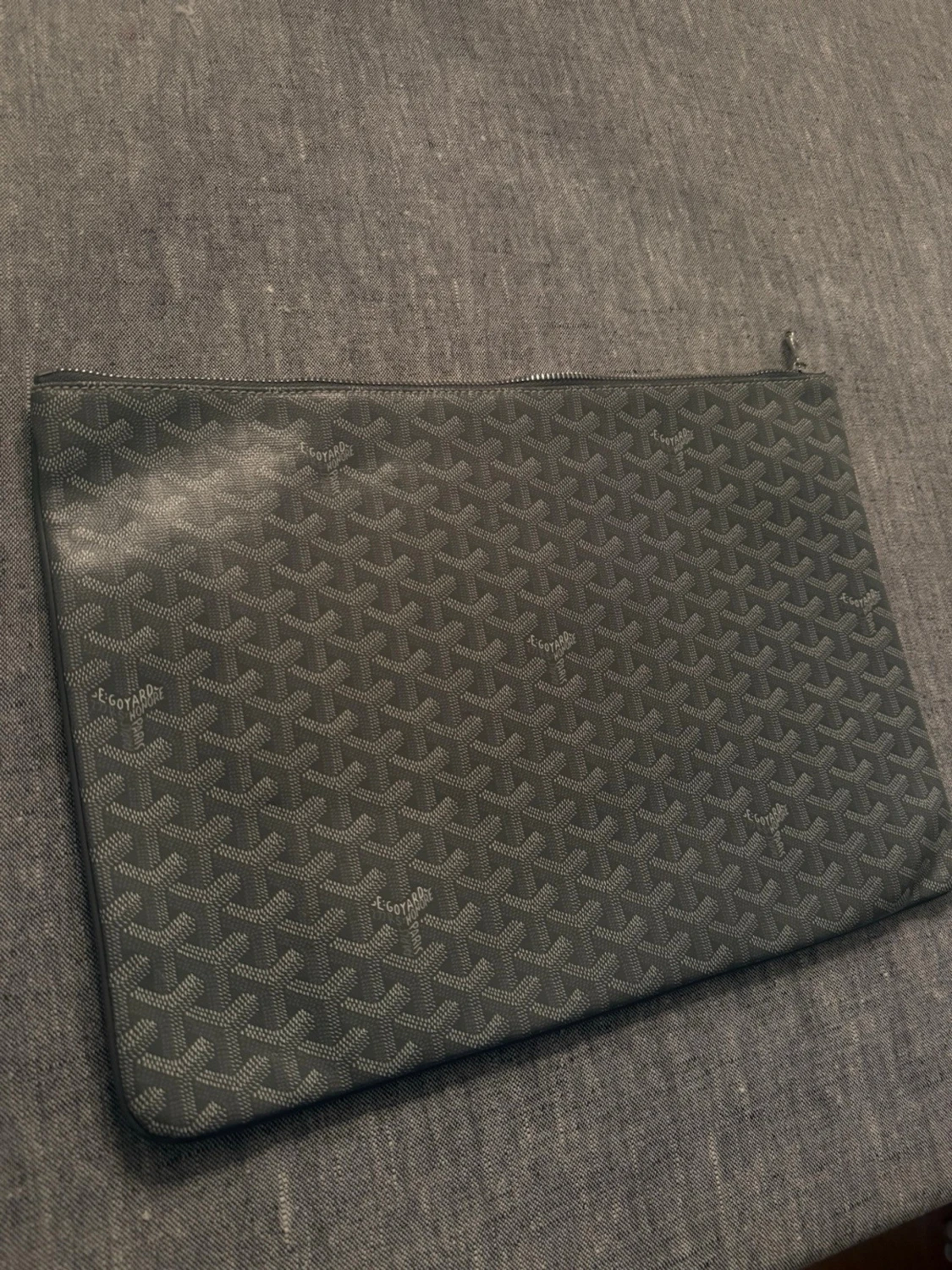 Grå Go y datorfodral