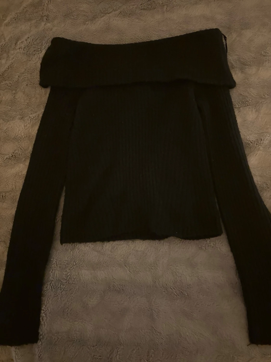 Söt offshoulder tröja  - 2