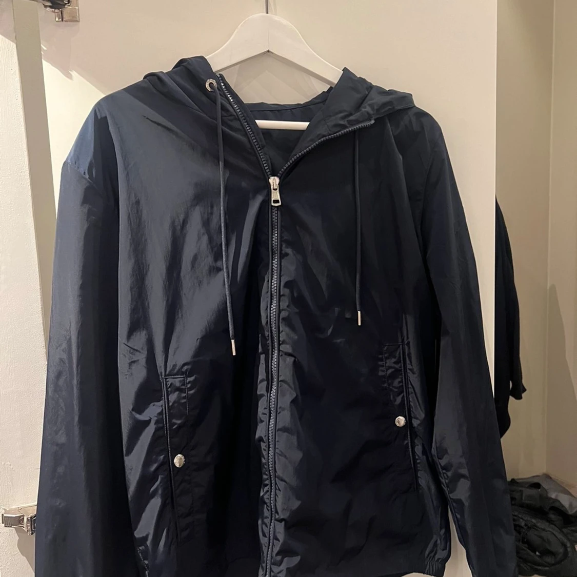 Mörkblå vindjacka från Moncler - 1