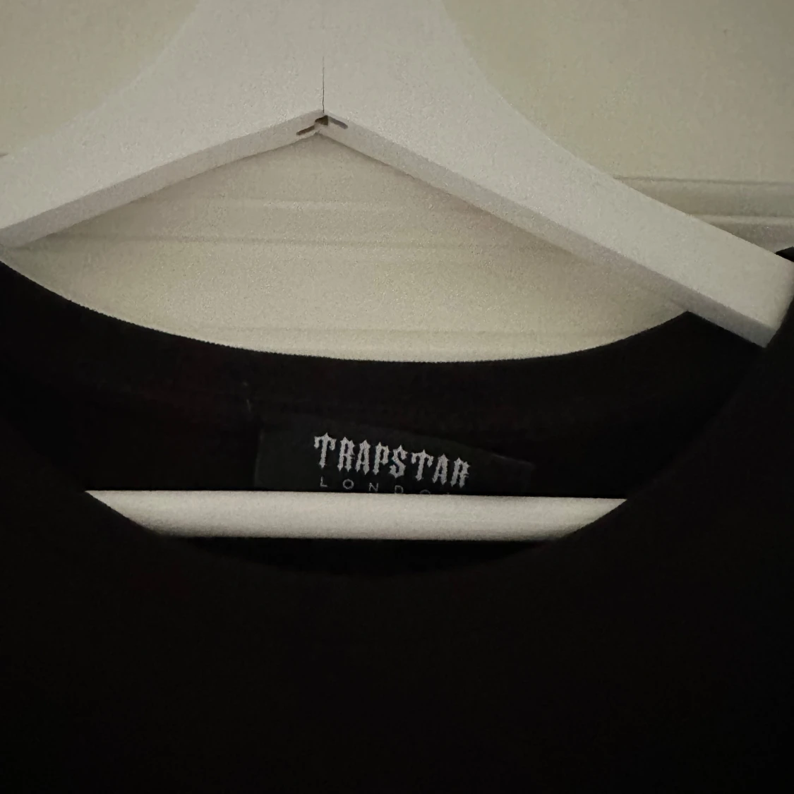 Svart Trapstar t-shirt med broderi - 1