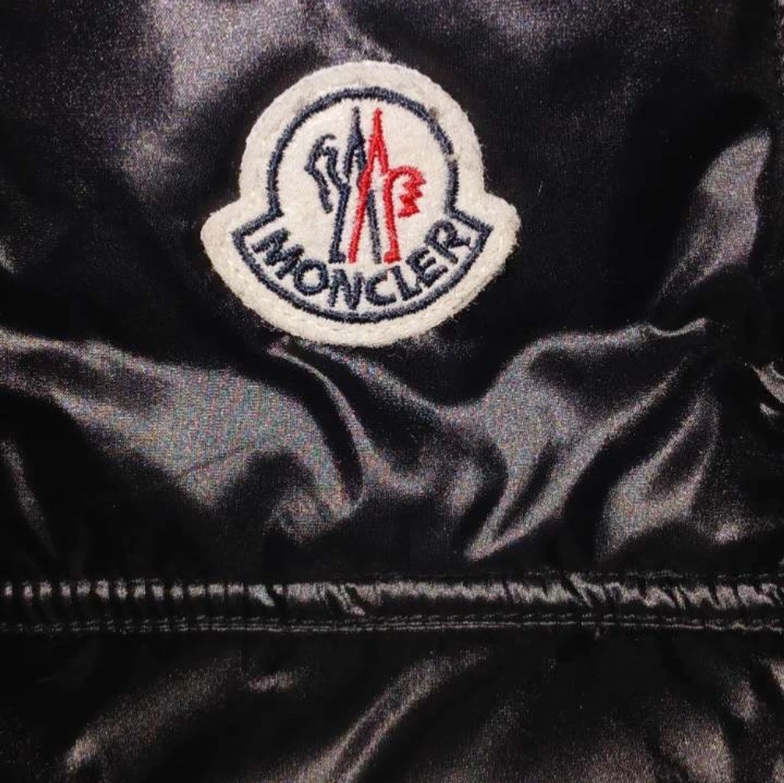 Svart Moncler maja - 4