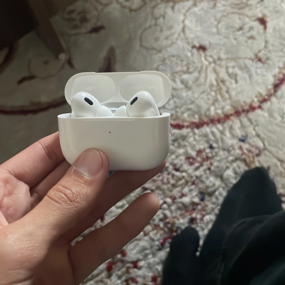 AirPods Pro - 1