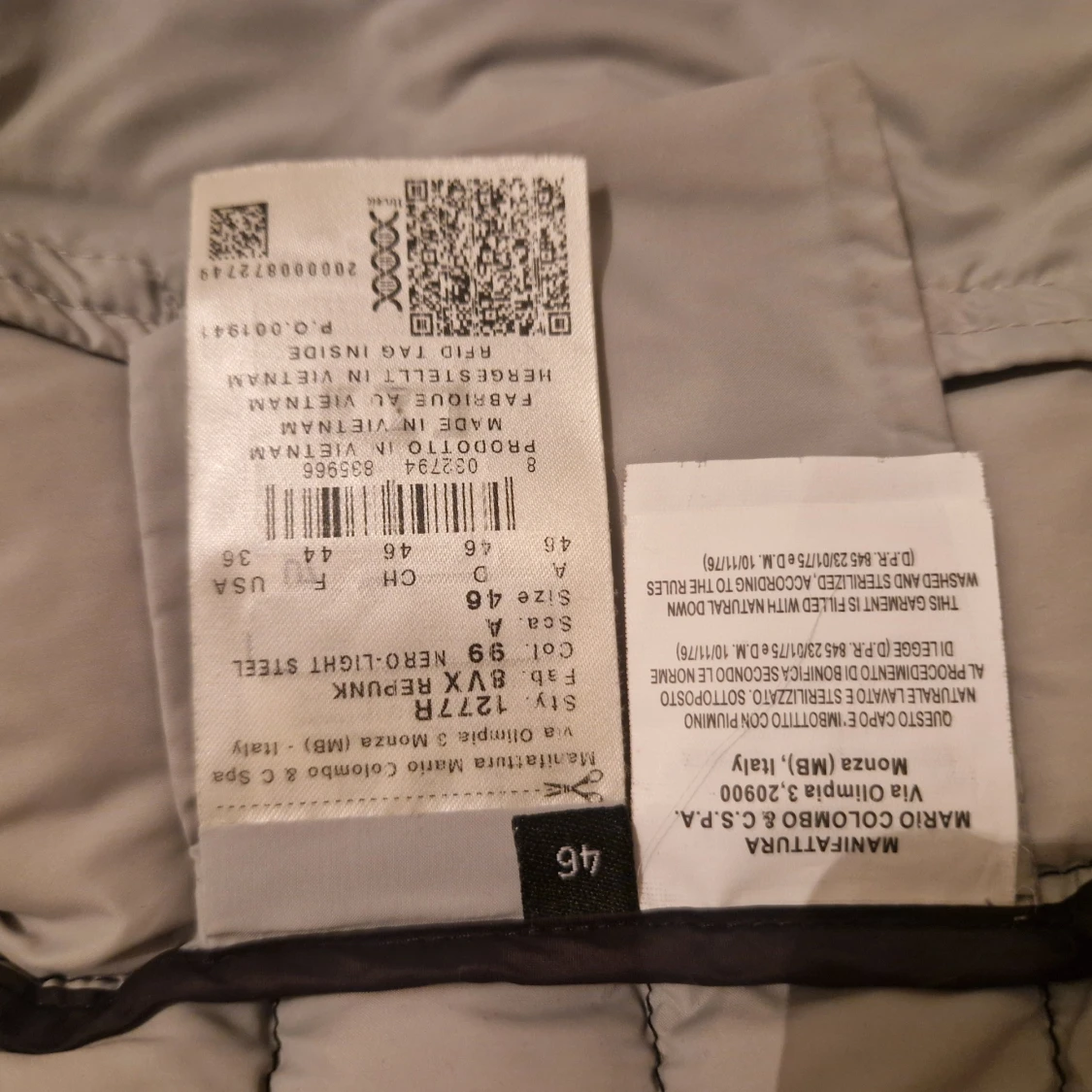 Svart pufferjacka från Colmar - 2