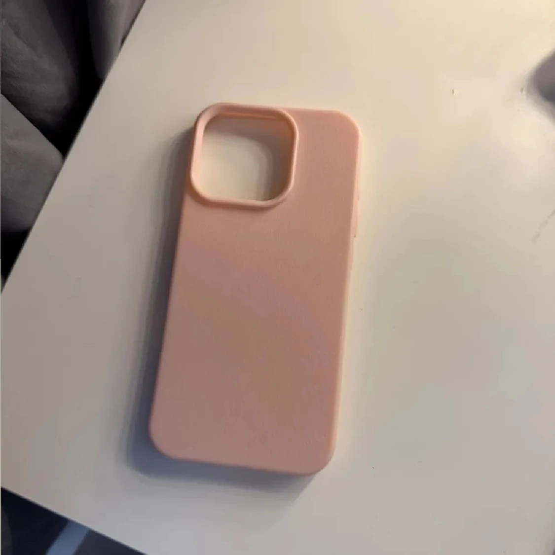 Mobilskal iPhone 16 PRO - 3