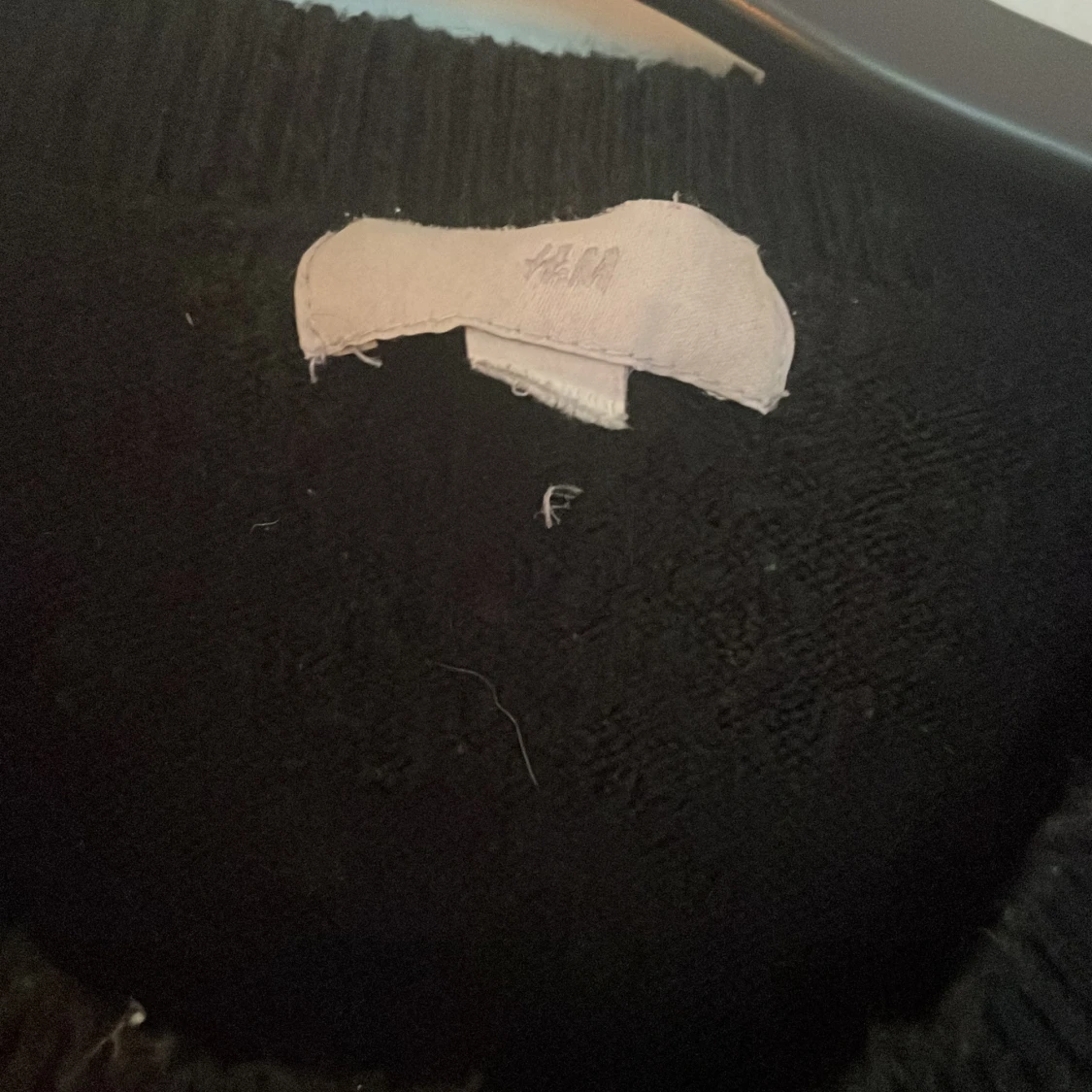 Svart stickad tröja från H&M - 1