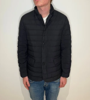 Massimo dutti jacka  - 9/10