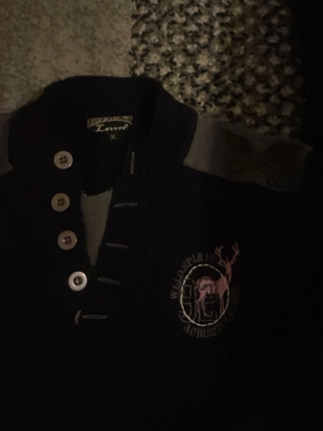 Svart pikétröja med tryck från Lavori - 1