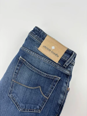 Jacob Cohën 622 Comfort jeans - | Säljer ett par Jacob Cohën jeans i riktigt bra använt skick. | Storlek:  | Hör av dig vid frågor eller funderingar.