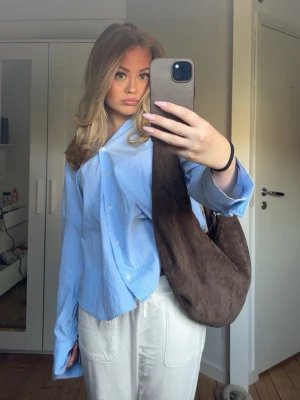 Brun väska -  Brun väska gina