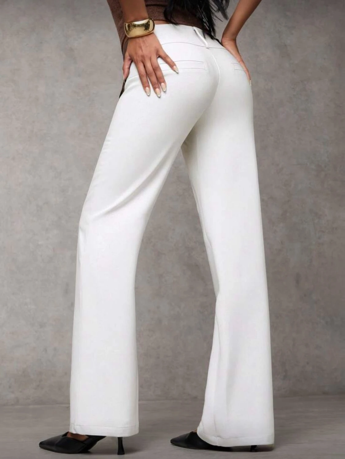 Vita kostymbyxor  - 1