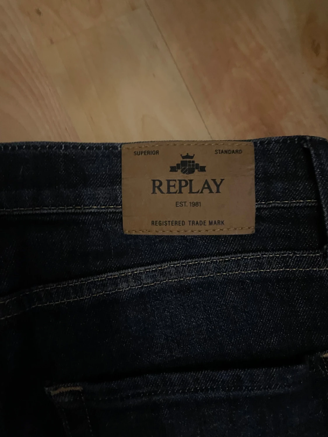 Mörkblå jeans från Replay - 3
