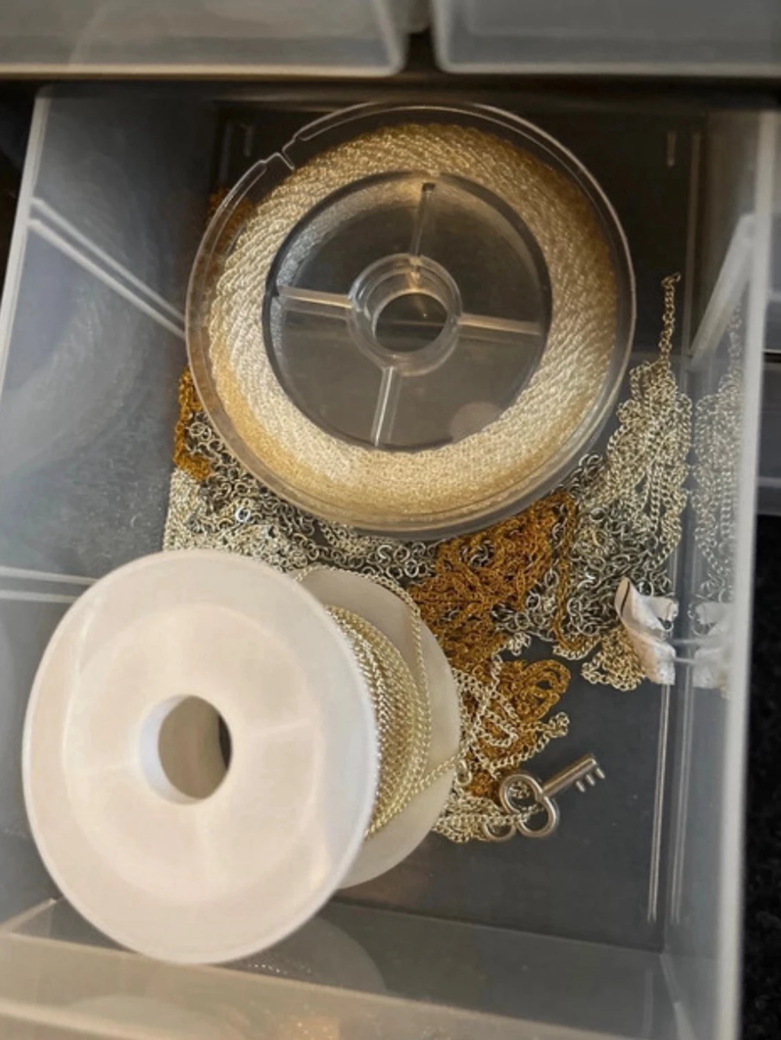 Förvaringsskåp med berlocker  - 4