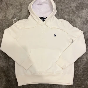 Ralph Lauren hoodie  - Helt ny, storlek Xs tar emot byten också