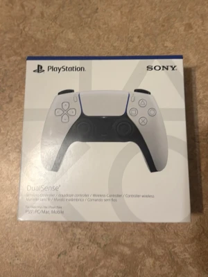 PlayStation DualSense Wireless Controller - Ny PlayStation DualSense trådlös handkontroll för PS5, PC och mobil. Originalförpackning. Helt nytt oöppet kommer i dens originalförpackning