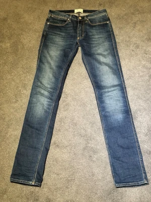 Acne jeans -  Tjena! Säljer ett par snygga Acne Studio jeans | väldigt bra skick | size 29/34 | HÖR AV ER AV MINSTA LILLA!
