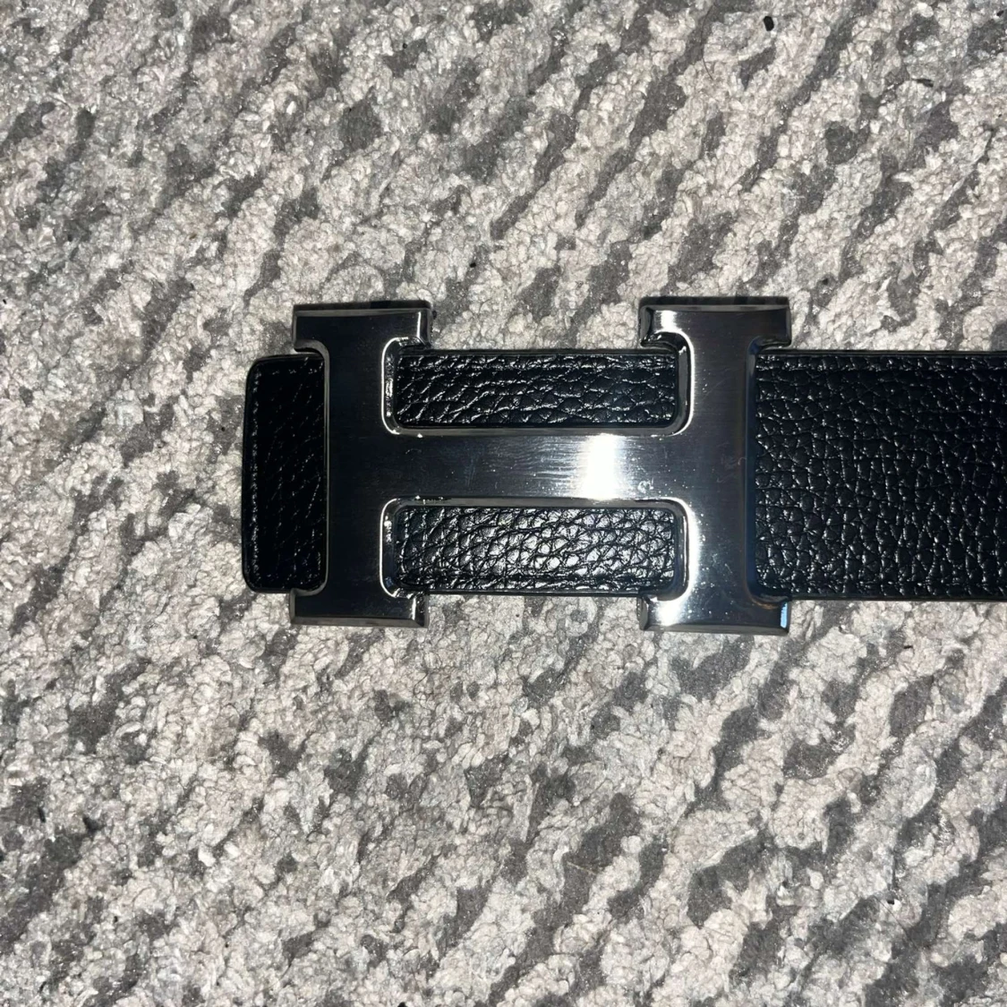 svart bälte h spänne - 3