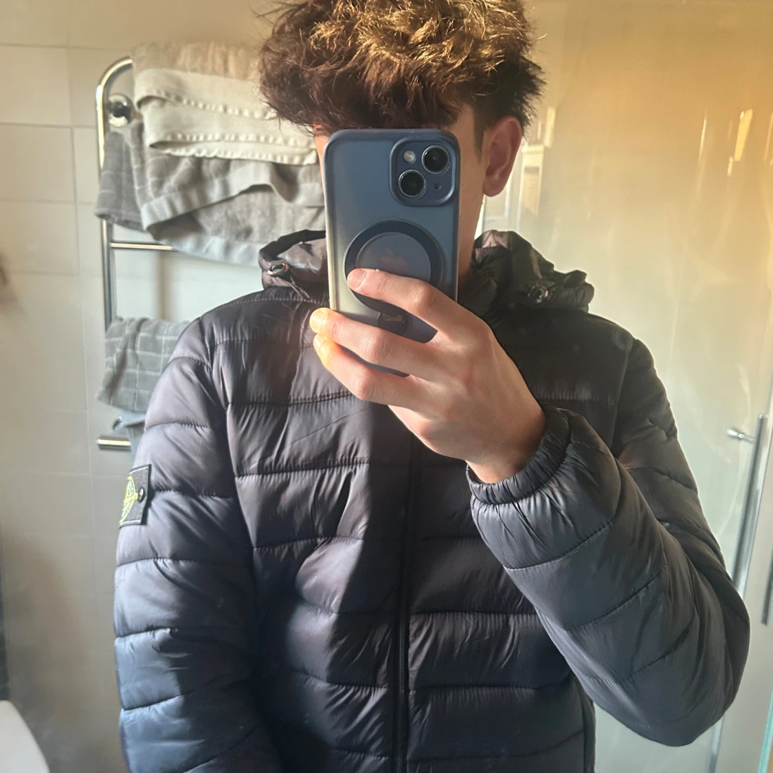 Svart pufferjacka från Stone Island - 3