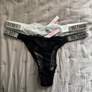 Victoria secret trosor  - Nya med prislappen på. Storlek M men passar också S!🩷 kom med bud. Nypris är 500kr för endast 1.