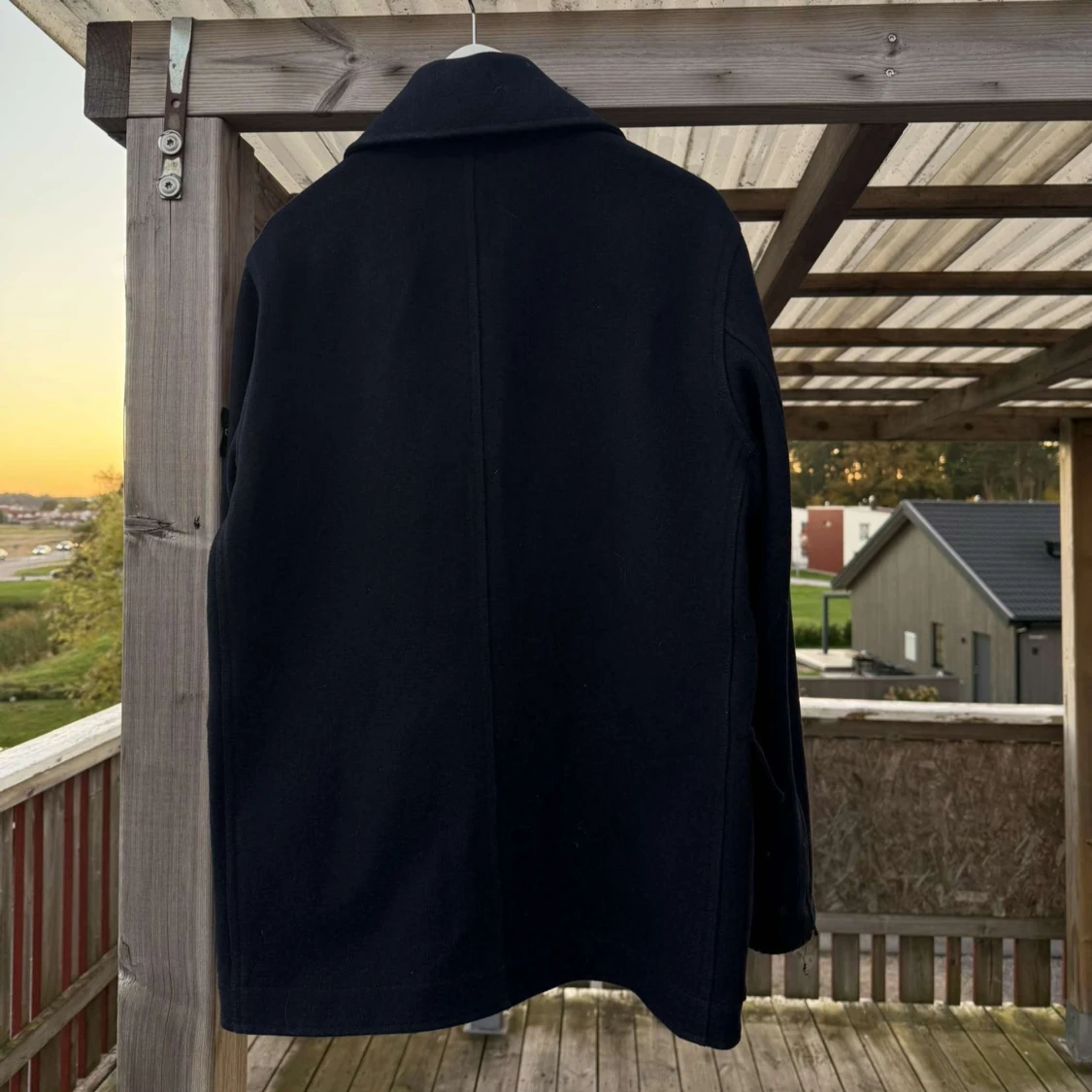 Mörkblå skepparkavaj från Stone Island - 1