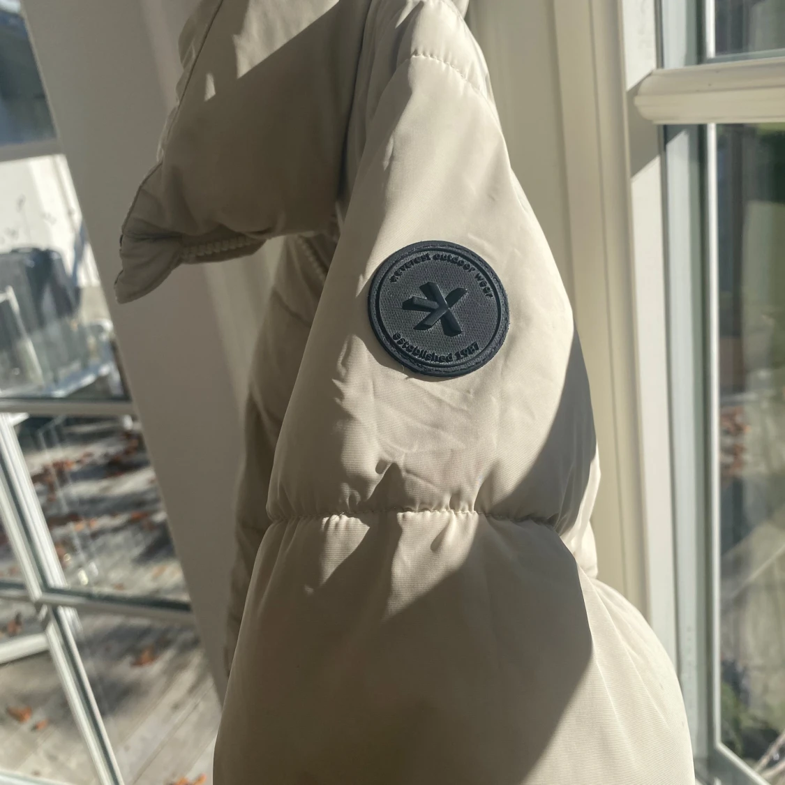 Beige pufferjacket från Everest - 2