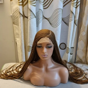 Brun peruk med snedbena - •26tum/ 67cm, färg 30, justerbar remsa, hel spets flätad peruk, box braids, handgjorda 