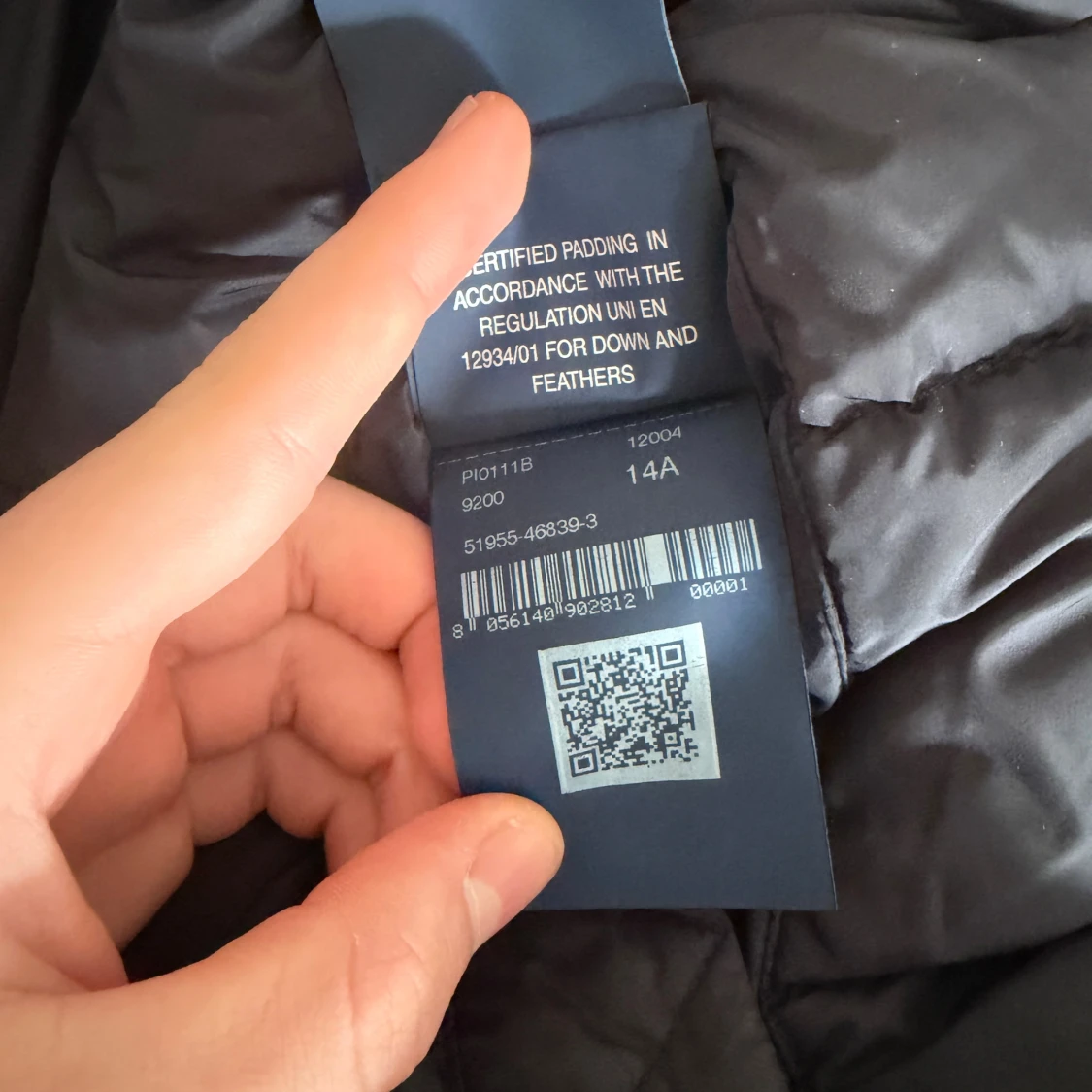 Svart dunväst från Herno med huva - 1