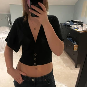 Stickad kofta  - Så fin kofta/bolero ❣️