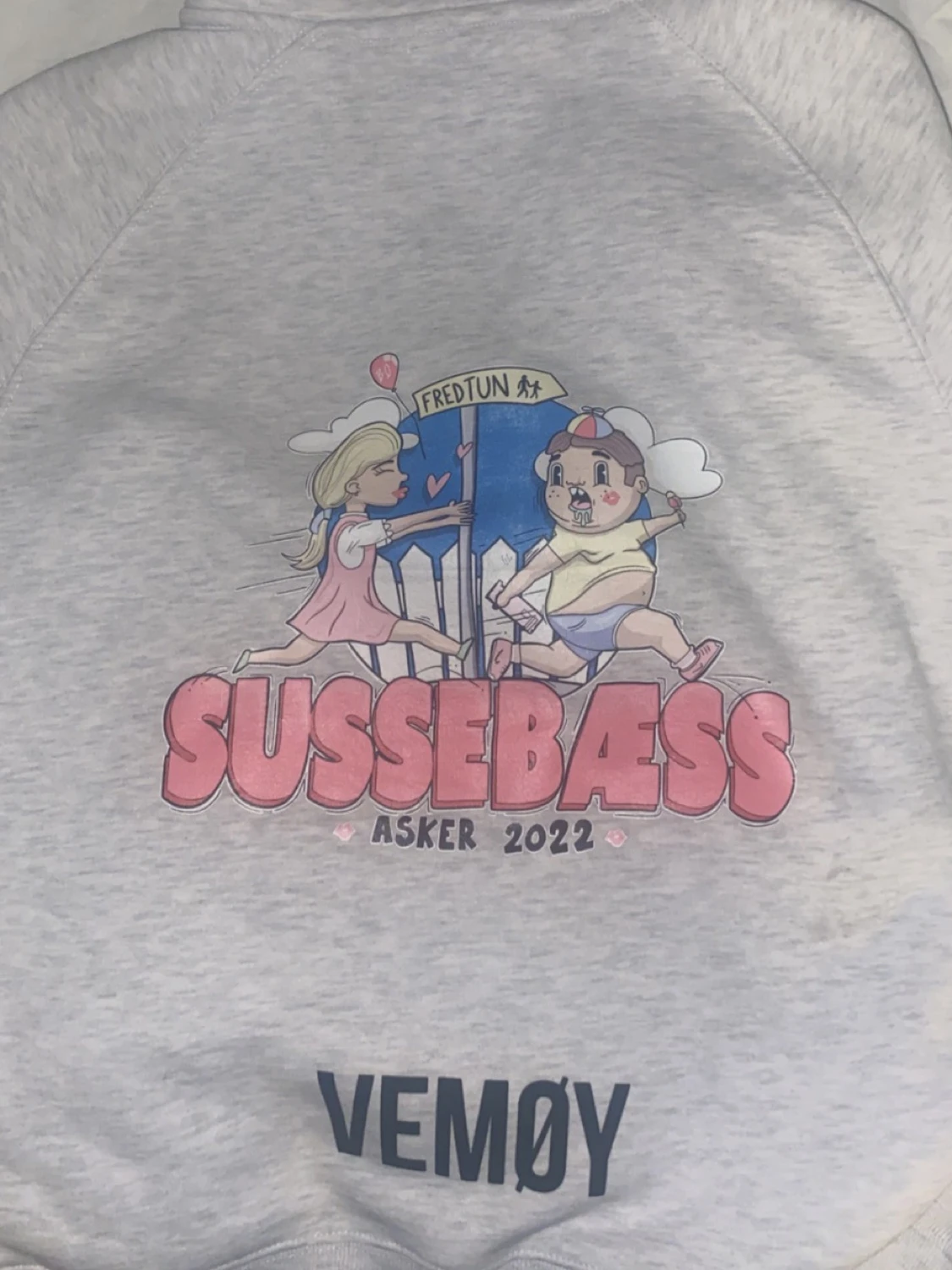 Russemerch hoodie med print - 1