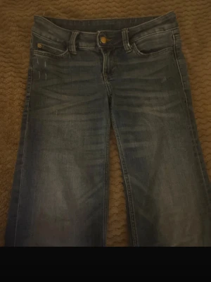 Cheap monday  - De är aldrig använda, storlek 26! Low waist .