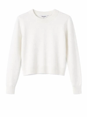 Vit prickig stickad tröja Kappahl - Säljer en vit stickad tröja från Kappahl med små vita prickar i strukturen. Tröjan har rund halsringning, långa ärmar och ribbade muddar. Perfekt för dig som gillar en clean look med en twist. 