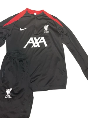 Liverpool tracksit - Liverpool tränings tracksit 