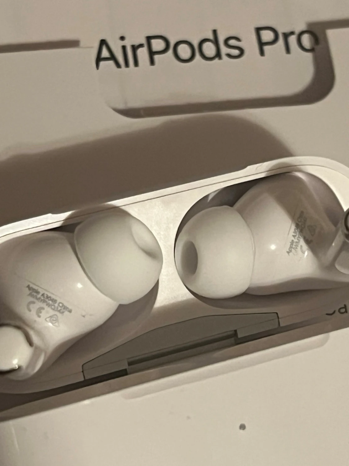 Apple AirPods Pro trådlösa hörlurar - 2