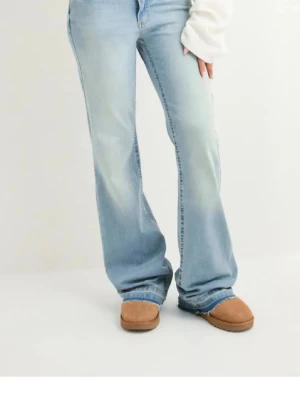 Snygga lågmidjade jeans - Jeans från Nelly! Super snygga.  Nypris 699