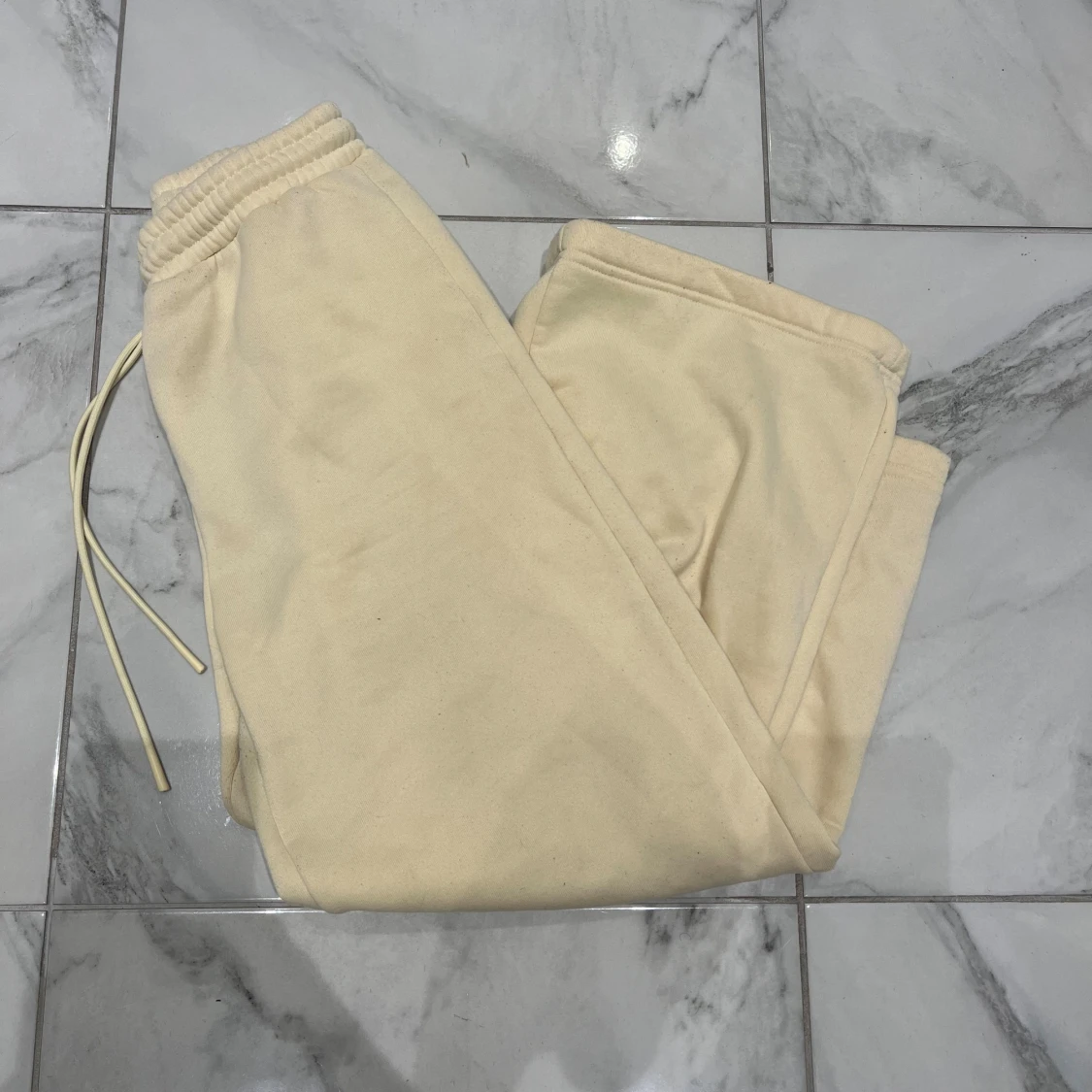 Beige mjukisbyxor från Missguided