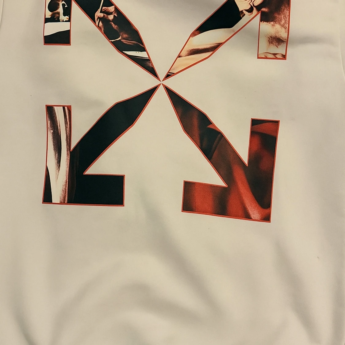 Vit Off-White hoodie med konsttryck - 1