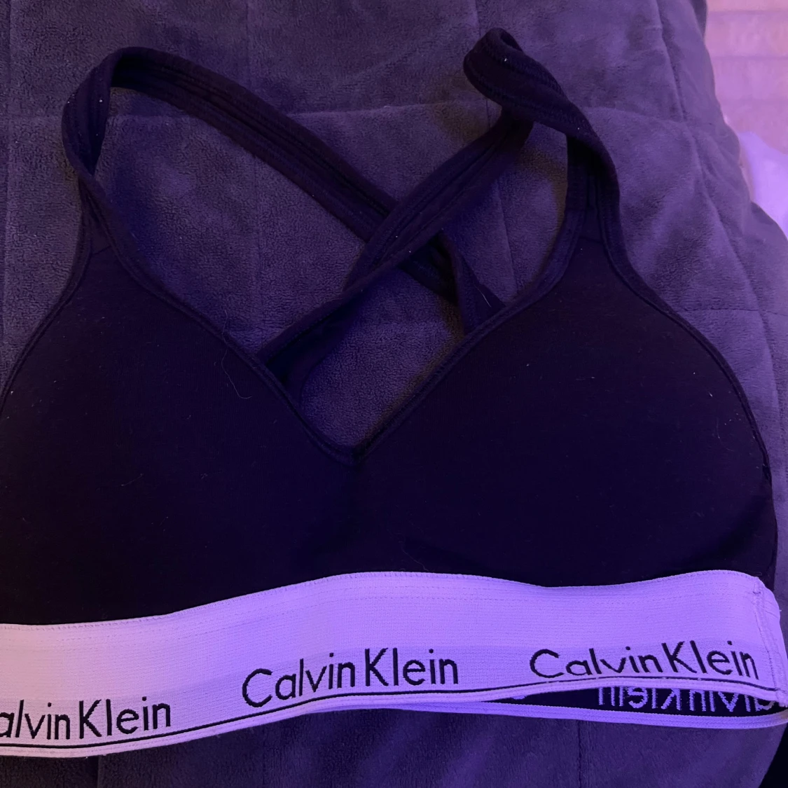 Svart Calvin Klein linnetopp - 1