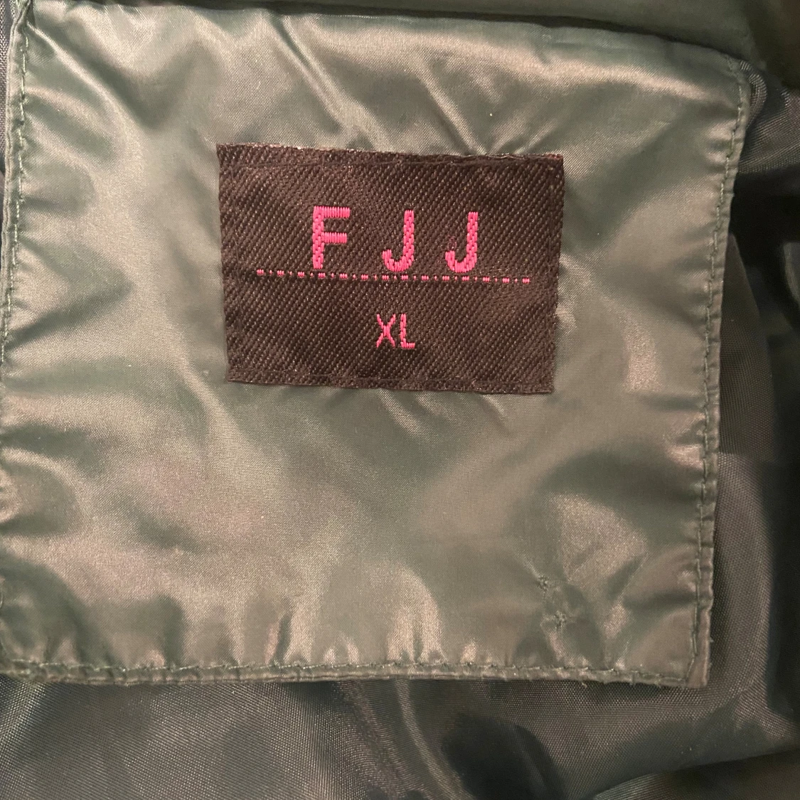 Grön pufferjacka från FJJ XL - 2