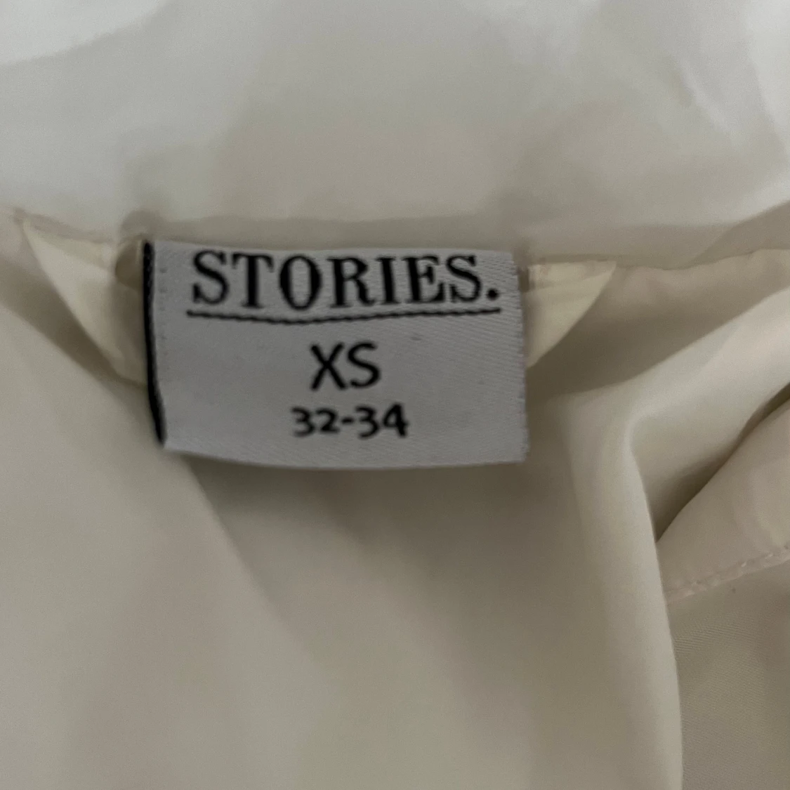 Vit pufferjacka från Stories XS - 3