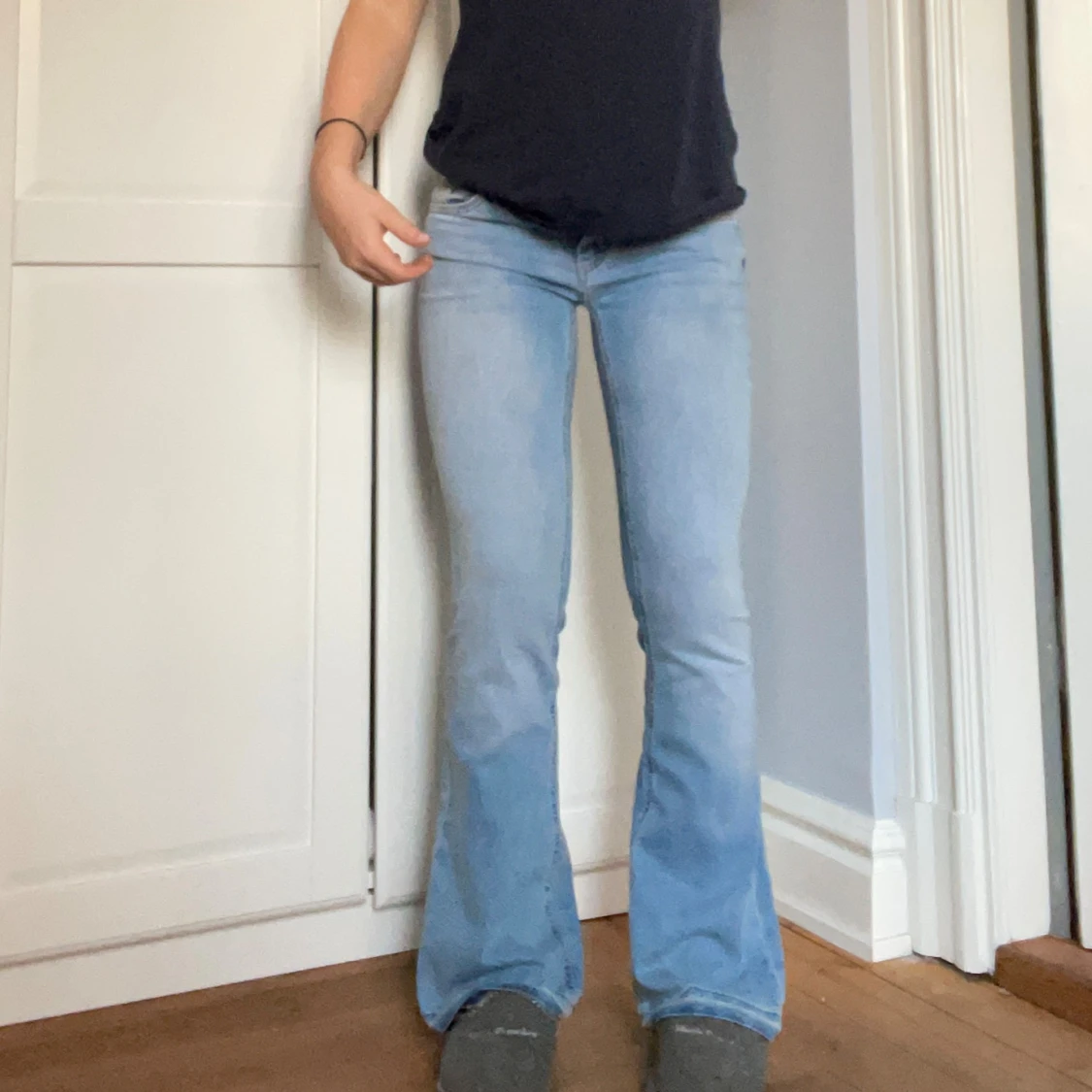 Lågmidjade bootcut jeans - 1
