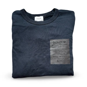 Dondup tröja  - Tröja från Dondup  Skick: 8/10 allmänt använd  Storlek: L  Hör av dig om du har frågor! 