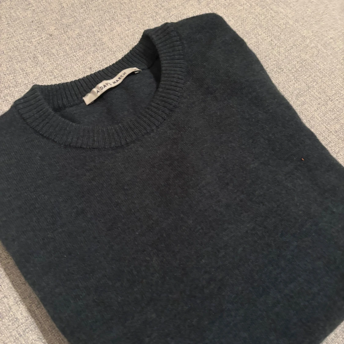 merinoullströja A Day's March