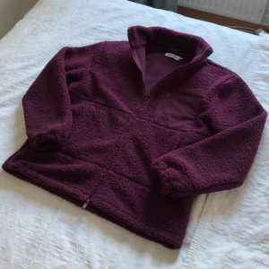 Fleecejacka från 157 - En inprincip ny fleecejacka som jag använts ungefär 3 gånger 