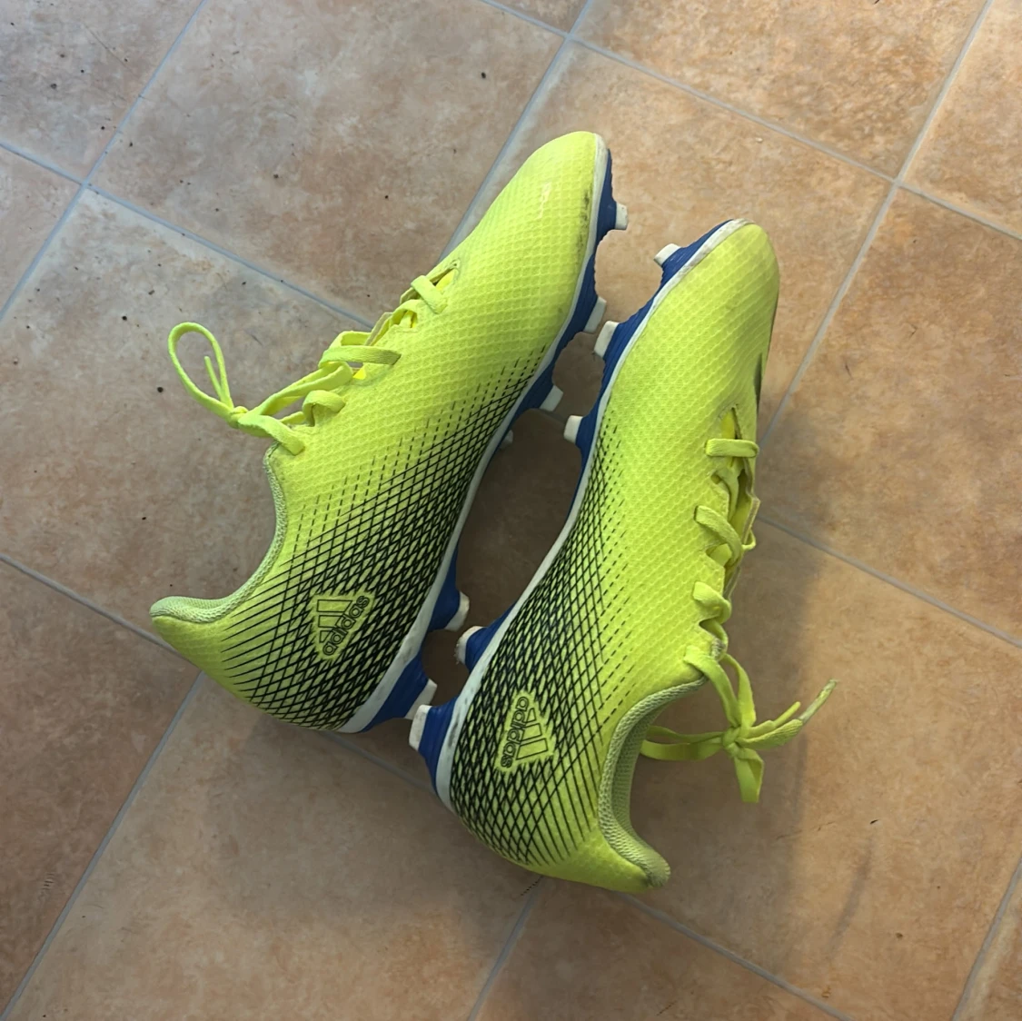 Adidas X Ghosted.4 gula fotbollsskor - 1