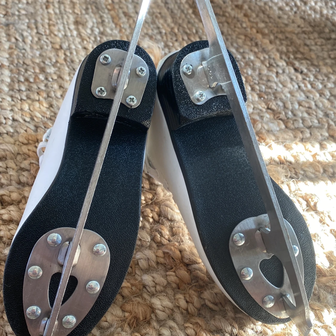 Vita konståkningsskridskor Graf Victoria - 4