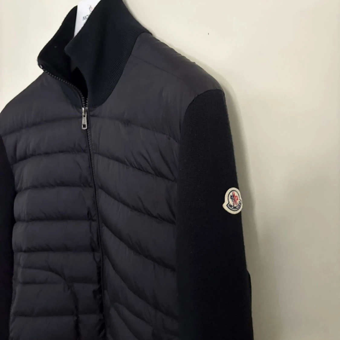 Svart Moncler hybridjacka med dragkedja - 2
