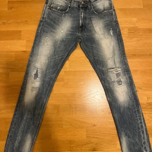 Tiger of Sweden jeans - Säljer dessa riktig unika tiger if Sweden jeans i mycket bra skick storlek 32/32 //Silm fit