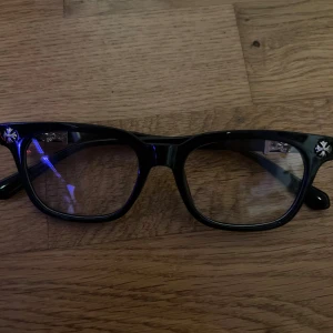 Chrome Hearts Glasögon - Helt nya oanvända glasögon från chrome hearts, anti led glasögon så alla kan använda dem.
